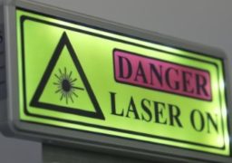 Cum a ajuns laserul de la Măgurele la a zecea parte din puterea Soarelui.