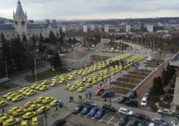 Centrul, blocat azi din nou de taximetriști! Nu faceți comenzi între 10 și 13