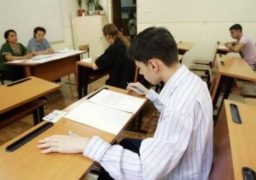 Astăzi, simulare a Evaluării Naţionale.