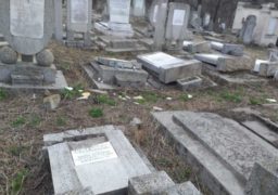 Cimitirul Evreiesc din Huşi, vandalizat