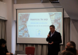 Pasarelă din materiale uşoare, în zona Bucium!