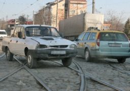 Primăria îţi dă 500 de euro pe maşină!