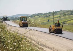 Cea mai mare campanie de asfaltare din istoria județului Iași