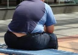 Europa se confruntă cu o epidemie de obezitate provocată de alimentele ultraprocesate