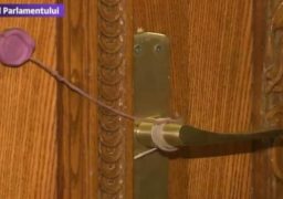 Parlamentarii au program special în această săptămână
