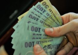 Angajaţii români au cumpărat în prima jumătate a anului 2019 beneficii de peste 110 milioane de lei