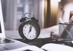 Când se trece la ora de iarnă în 2019. Este cea mai lungă zi a anului