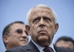 Cea mai importantă verigă din politica noastră agricolă este de a comercializa ceea ce produc fermierii