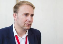 Cine este ieşeanul care ar putea prelua fotoliul de la Sănătate