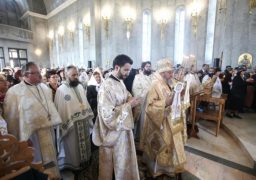 Programul hramului Sfintei Cuvioase Parascheva