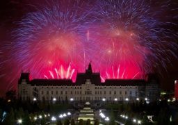 Concert în această seară la Palat. Spectacolul se încheie cu un foc de artificii