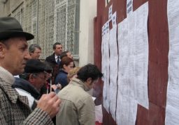 Aproape 1.000 de ieşeni au scăpat de şomaj într-o singură lună