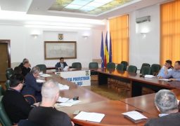 Lipsa proiectanţilor face imposibilă modernizarea trecerilor la nivel cu calea ferată!