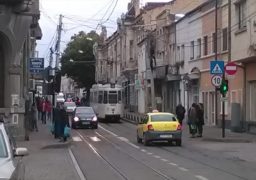 Trafic aglomerat pe alte străzi după închiderea bulevardului Ștefan cel Mare