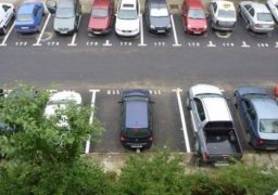 Încă 92 de locuri de parcare scoase la mezat lângă blocurile din Iaşi