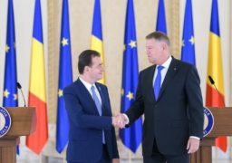 Iohannis se întâlneşte cu Orban. Vor discuta despre anticipate şi alocaţii