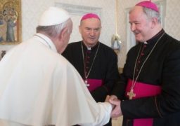 Un ieşean preia mâine Arhiepiscopia Romano-Catolică de Bucureşti