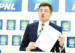Şeful PNL Iaşi critică Primăria, dar tot nu exclude primirea lui Chirica în partid