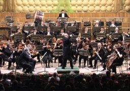 Proces ”cu cântec” în instanţă la Filarmonica Moldova Iaşi, din cauza unui SMS buclucaş