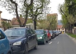 Stradă închisă în cartierul Frumoasa.Au voie doar mașinile poliției, pompierilor și ambulanțele