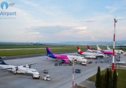 Vineri se reiau unele zboruri pe Aeroportul Iaşi. Blue Air mai așteaptă o lună