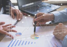 Datoria publică crește cu 1.000 euro pe cap de român.