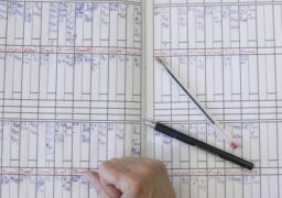 Locul de muncă, ocupația sau profesia părinților nu vor mai fi cerute de diriginți și de învățători și nu vor mai fi trecute în catalog