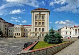 Încep cazările la UMF. Tarifele diferă de la cămin la cămin.