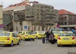 Taximetriștii blochează azi și mâine Centrul! Două zile anti-Uber