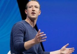 Şeful Facebook anunţă o nouă schimbare de strategie care pune accentul pe intimitate